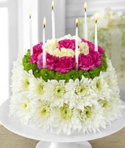 Торт із квітів "Поздоровляємо"