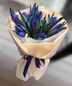 Букет з космічних тюльпанів №8030. Квіти Київ