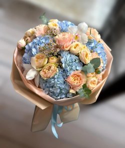 Букет мікс №75. Доставка квітів Київ (Осокорки)